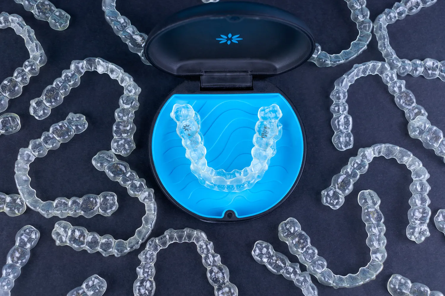 Aparat nakładkowy Invisalign Warszawa